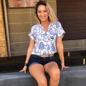 Meet your Posher, Olivia